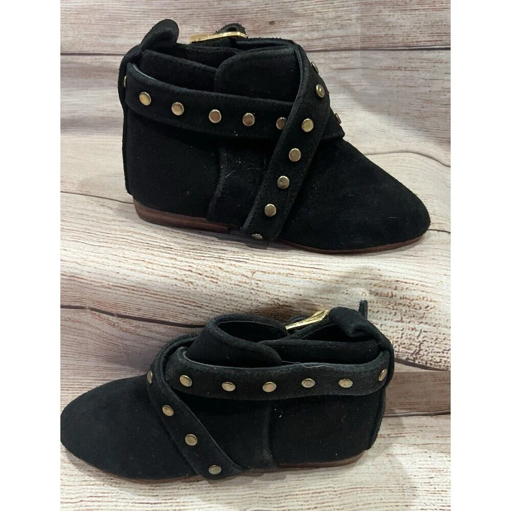 Coastal projections little girls Suede studied boots size 6